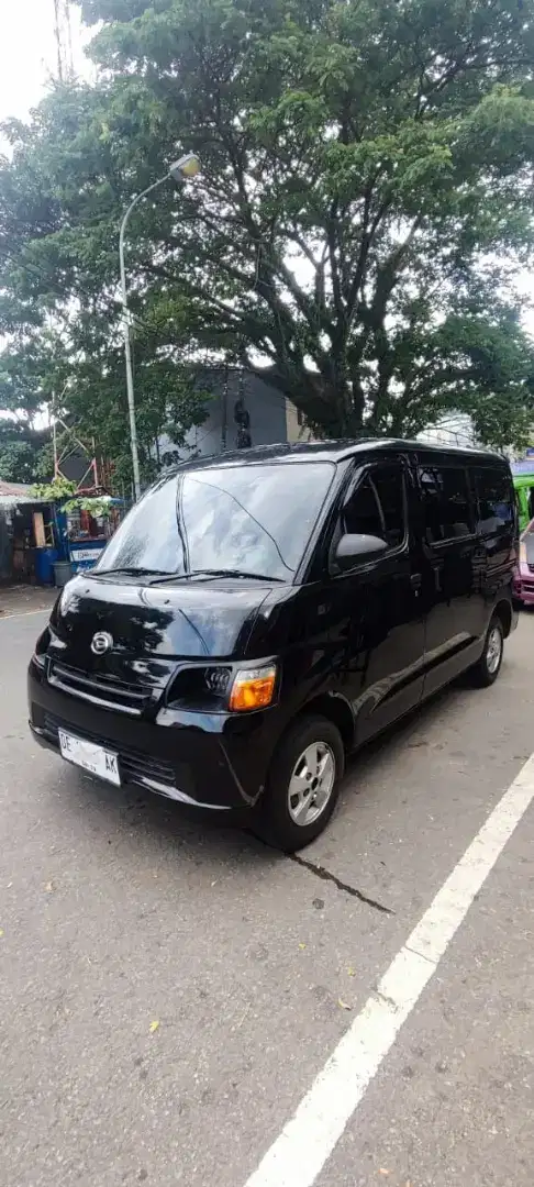 DI JUAL MINIBUS GRANDMAX