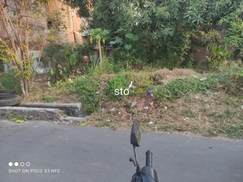 Jual tanah lokasi belakang UNS luas 209mtr ld 14m hrg 5jt/m nego