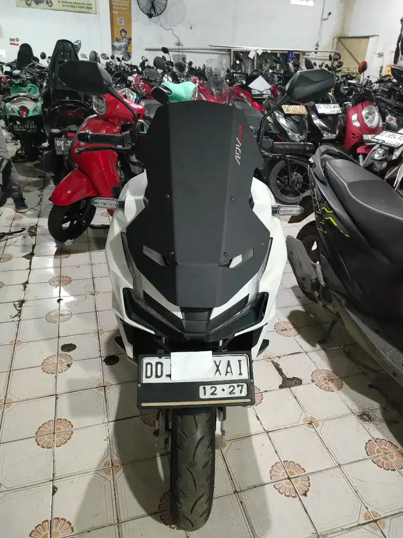 Honda adv 150 cc cbs 2022 putih