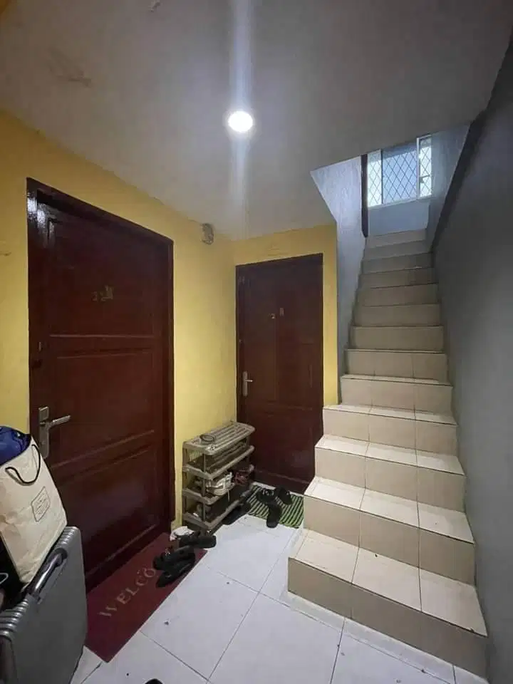 Ruko Kost-Kostan 4 Lantai Nagoya Square (18 Kamar Tidur, Wc Didalam)