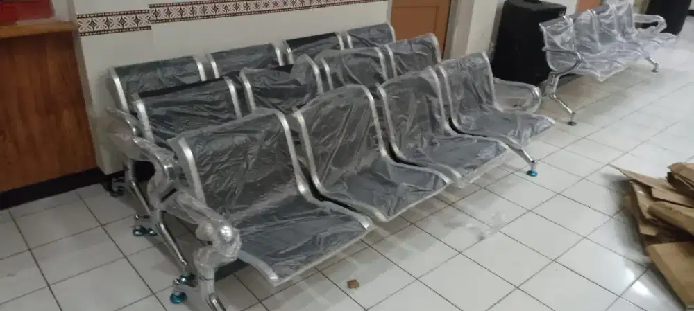 Kursi Tunggu, Kursi Bandara, Kursi Apotek 4 Dudukan Baru