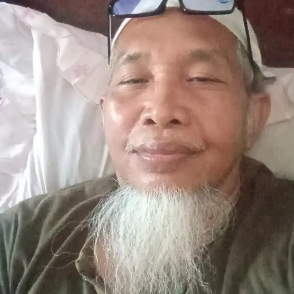 Saya lagi cari pekerjaan