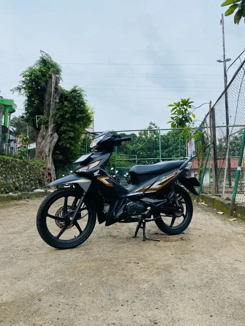 Honda Supra X 125cc Double Disk Pgm Fi Tahun 2024