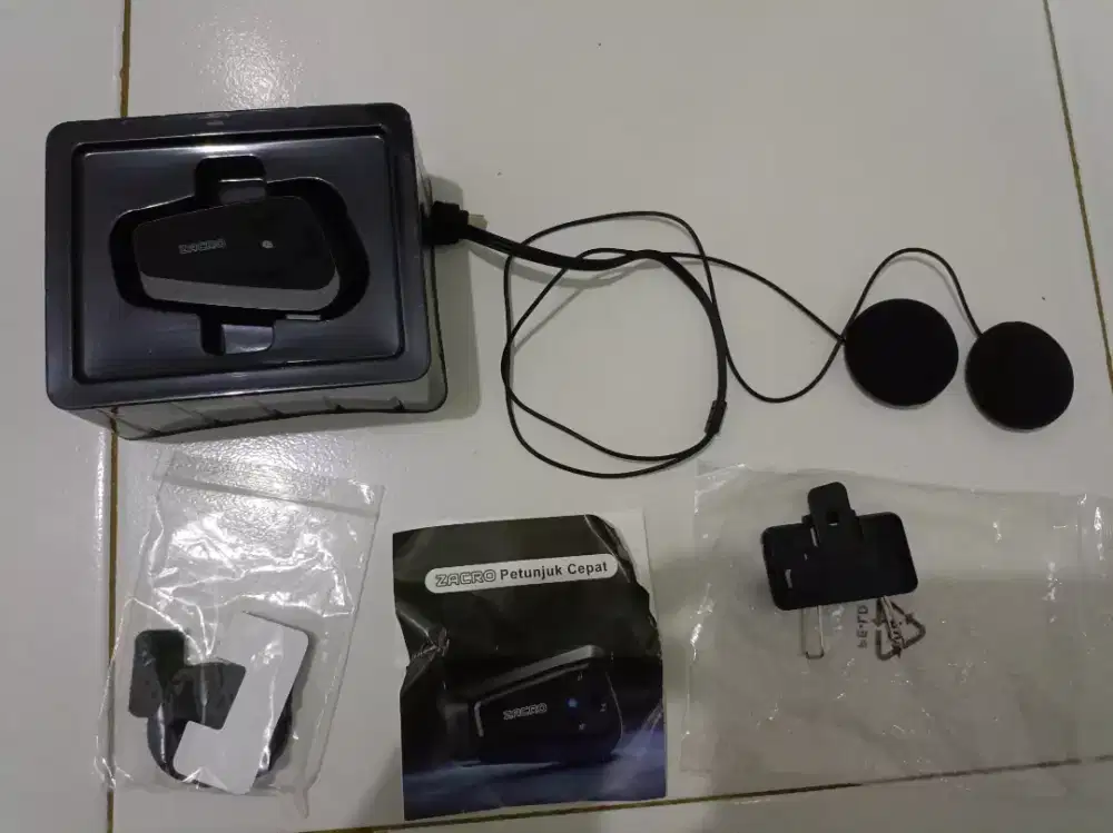 ZACRO Helmet Wireless Earphone, normal, fullset, no minus, like new