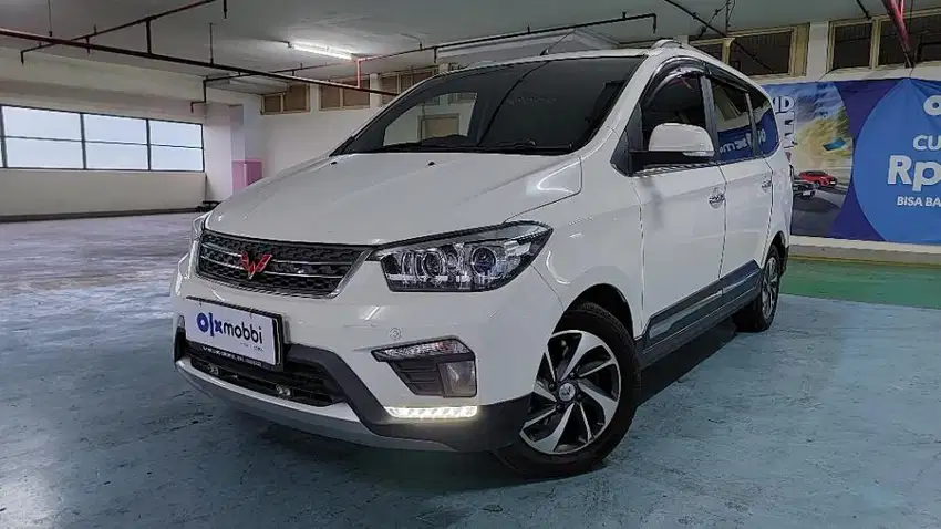 Termurah TDP 6,JT Wuling Confero S 1.5 L Lux Plus Bensin-MT Putih 2020