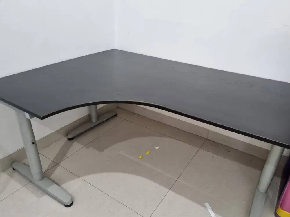 Meja Kerja/Belajar IKEA Sudut Besar 160x120