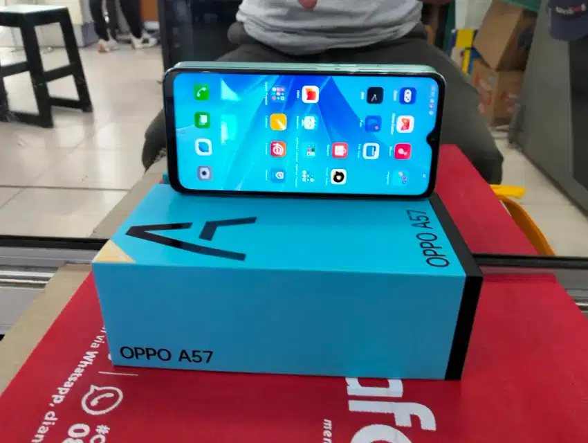 Oppo A57 ram 4 /64 GB mulus normal lengkap