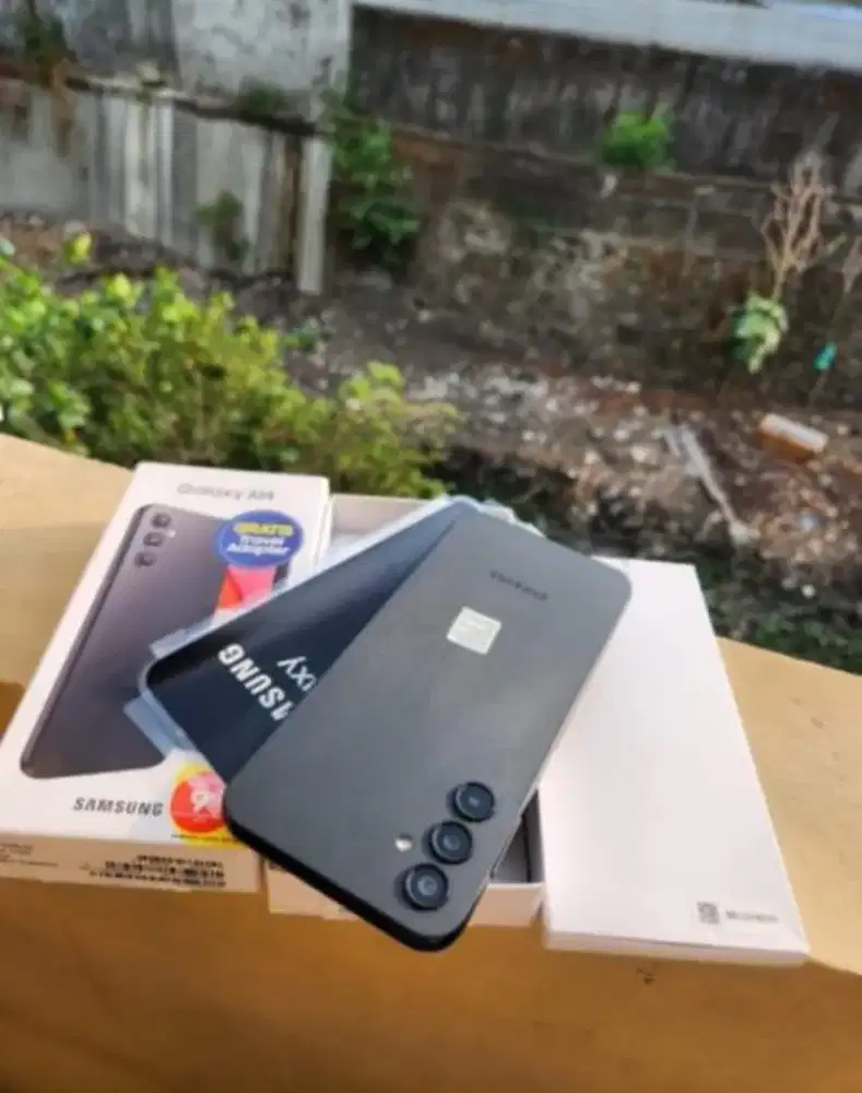 Samsung Galaxy A14 8/128 GB Kondisi Nyaris Baru