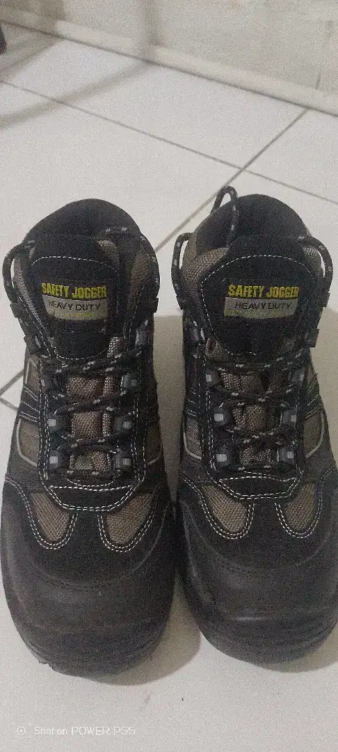 Sepatu safety joger original