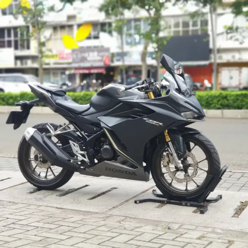 CBR 150 R ABS 2023 KM 6RB PAJAK HIDUP
