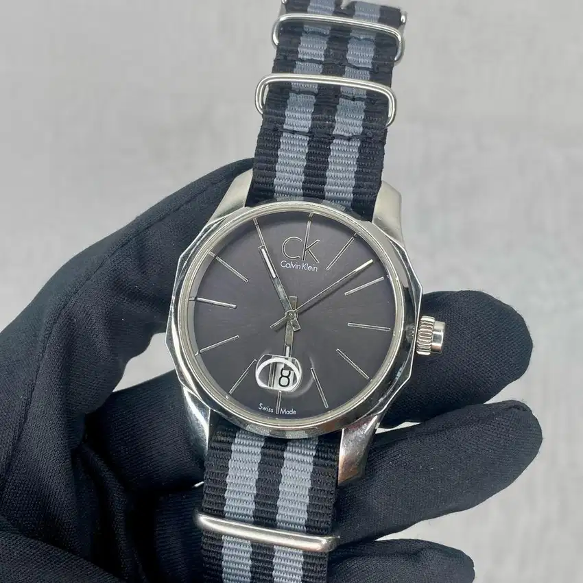 Jam tangan calvin klein second