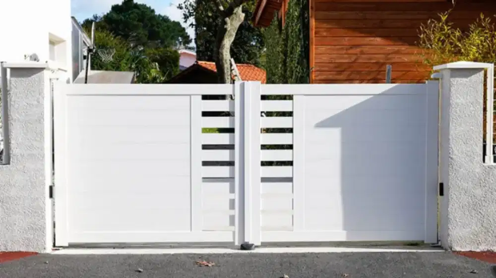 Pintu gerbang minimalis