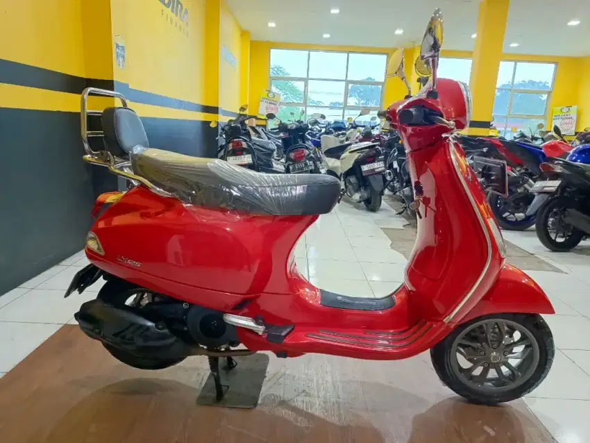 VESPA LX 125 I-GET MESIN OKE