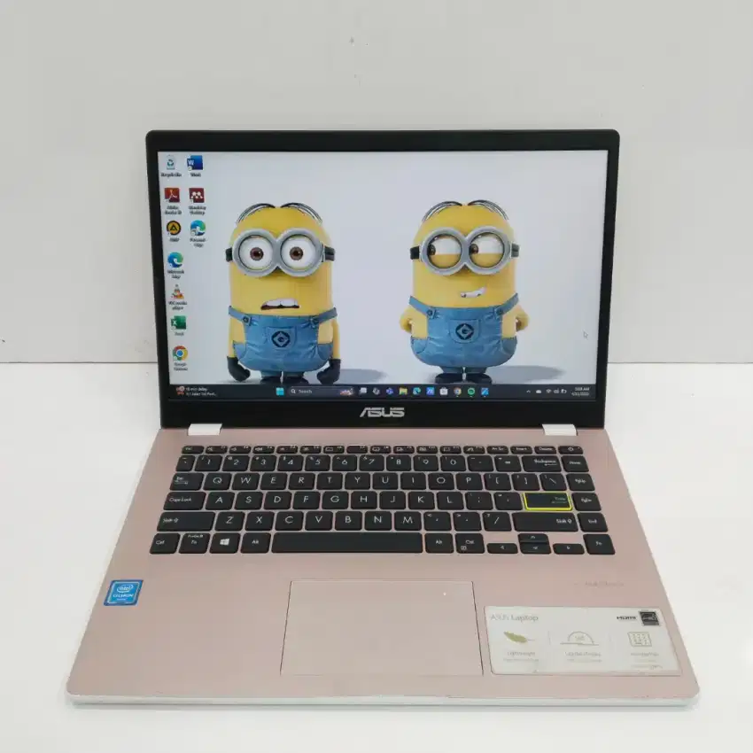 Asus Vivobook E410MA tampilan elegan yang dibekali fitur numpad