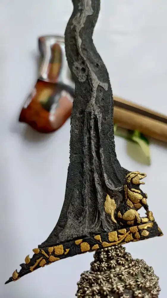Pusaka langka antik masterpiece kuno unik keris Singobarong kntah emas