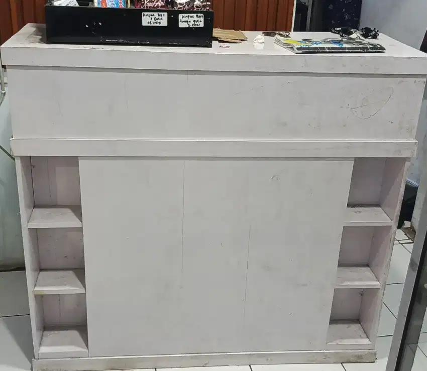 Meja kasir murah