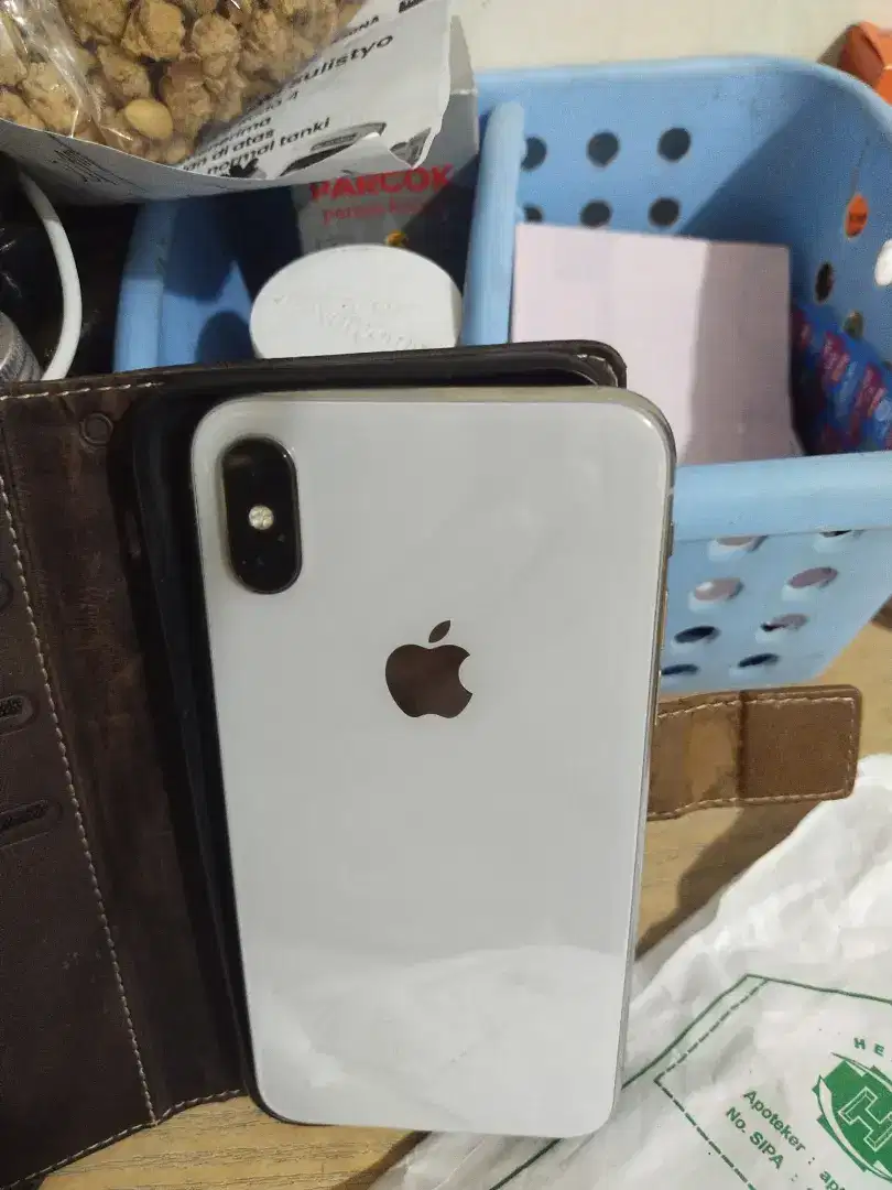 iPhone X second