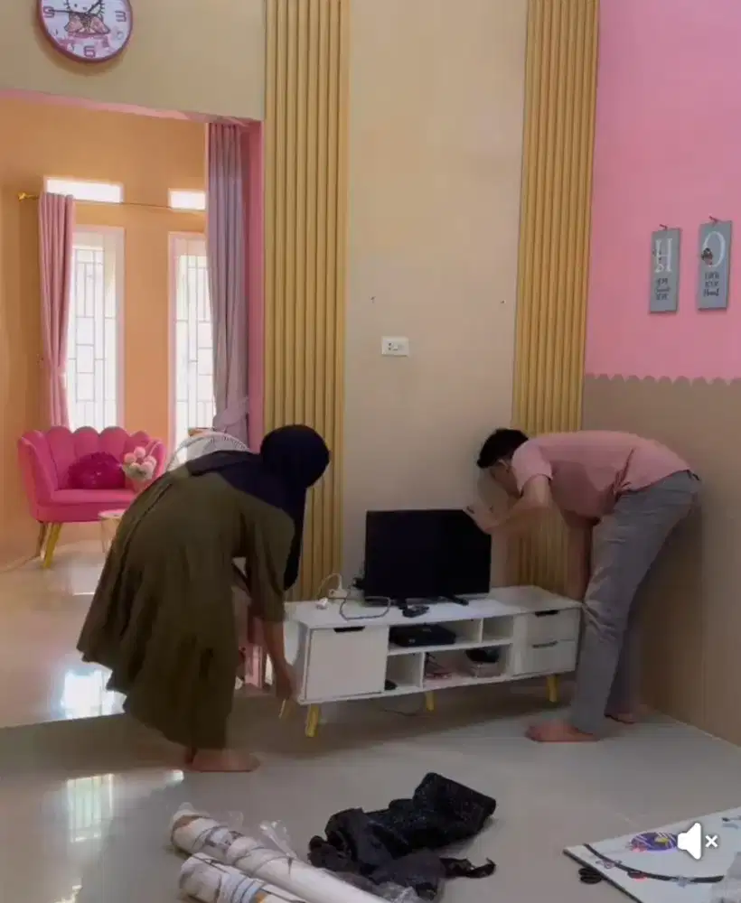 Tukang hpL, tukang furniture, tukang panggilan, tukang interior, dll