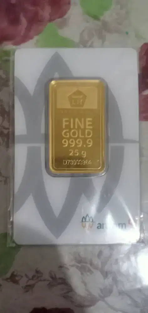 Jual Logam Mulia Emas Antam pecahan 25 gram th 2023