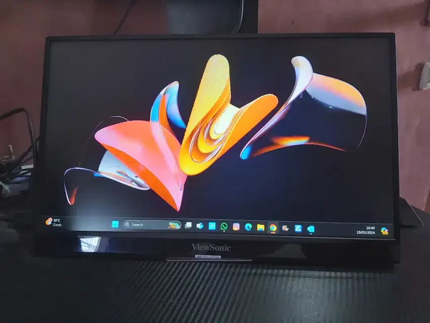 Portable Monitor View Sonic VG1655