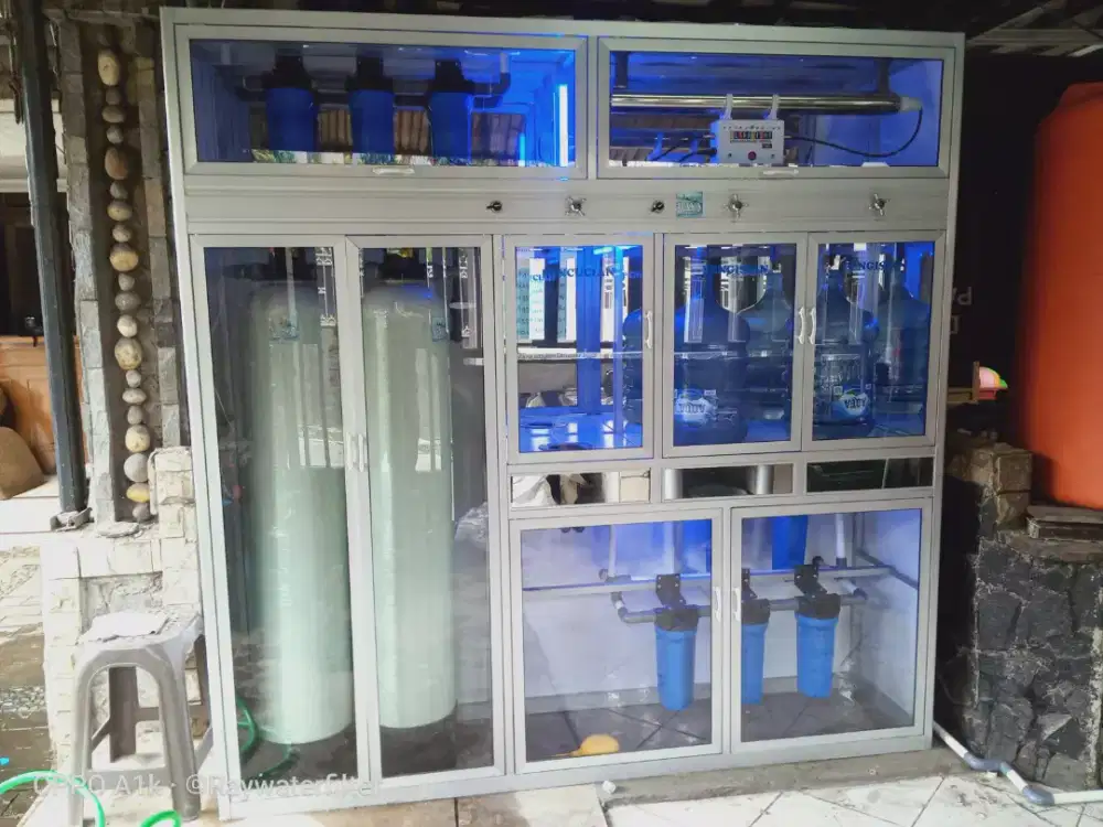 Depot air minum isi ulang