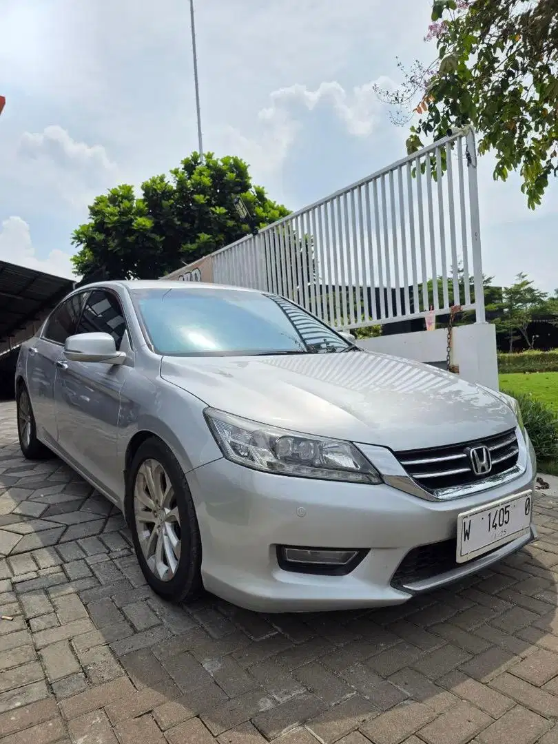 Honda Accord VTIL Matic Tahun 2013
