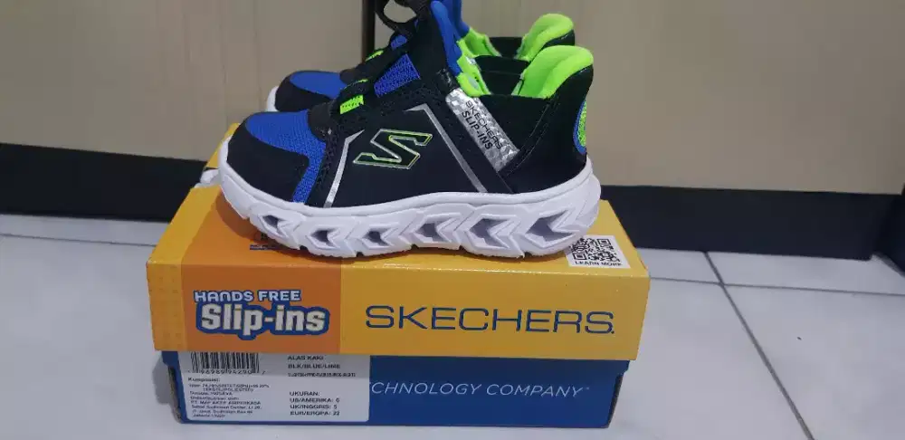 Dijual sepatu skechers anak
