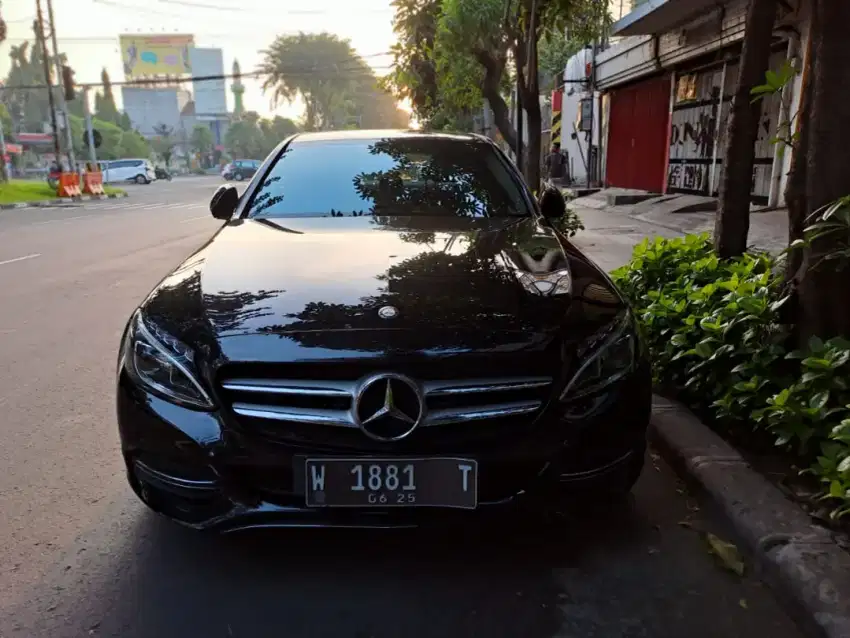 Mercedez Benz C200 Avantgarde Automatic 2014
