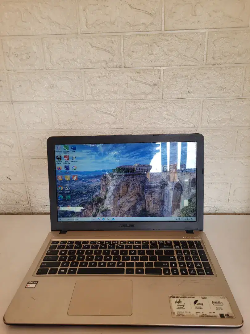 LAPTOP ASUS 15,6 INC SSD MURAH