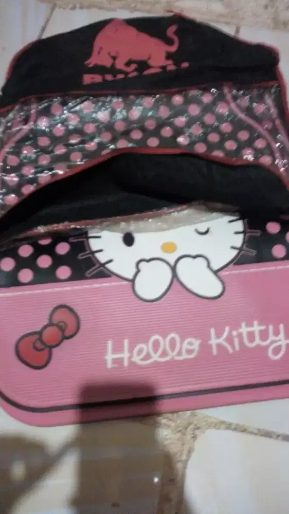 Karpet karet motif hello Kitty 2baris