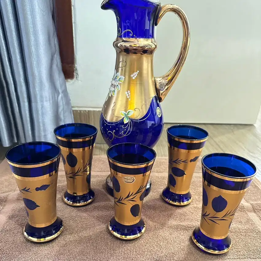 Kristal Bohemia Boro Biru Set Teko dan 5 Gelas Cantik Ada Stikernya