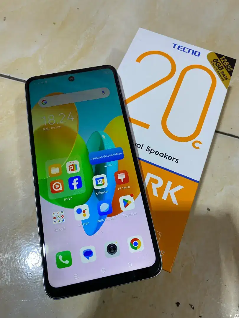 Techno spark 4+4/128