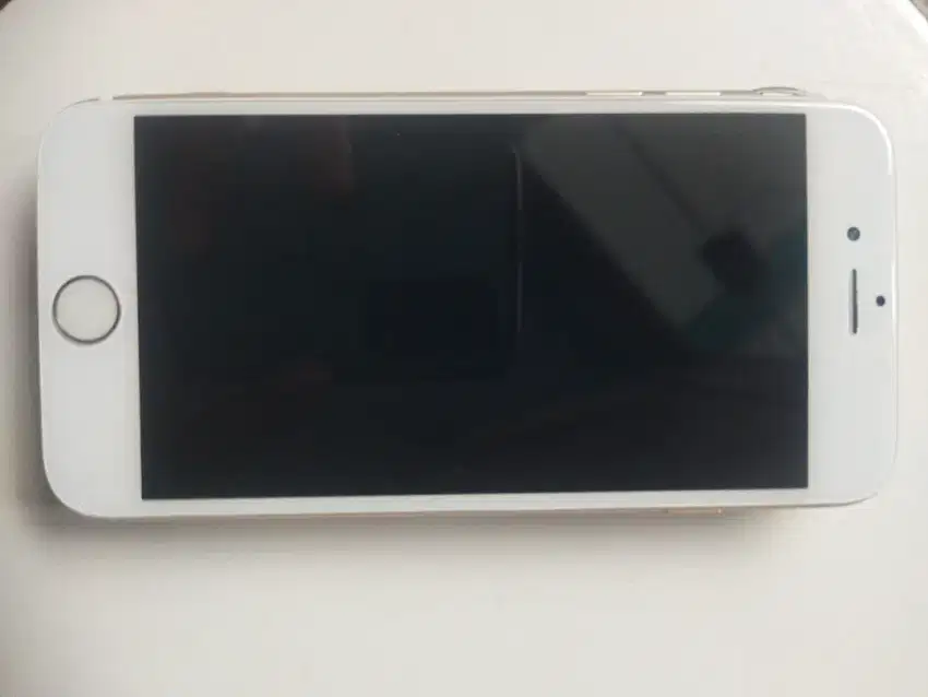 iPhone 6 kondisi mulus