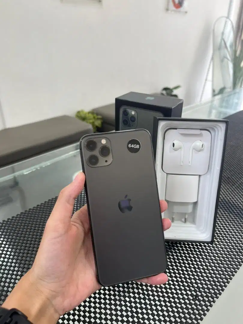 Iphone 11 pro max 64GB Fullset Wifi Only