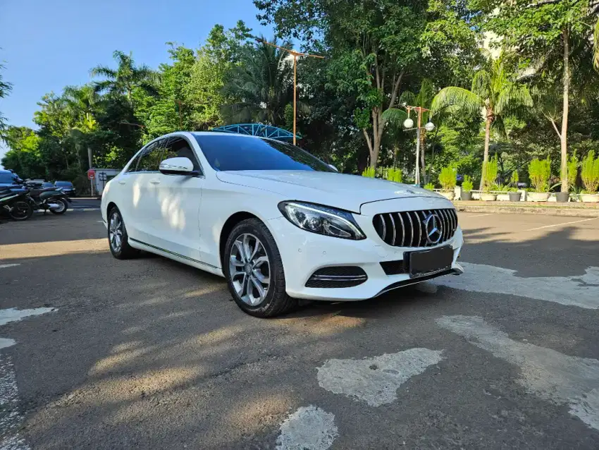 Mercedes Benz C200 AVG 2014 termurah