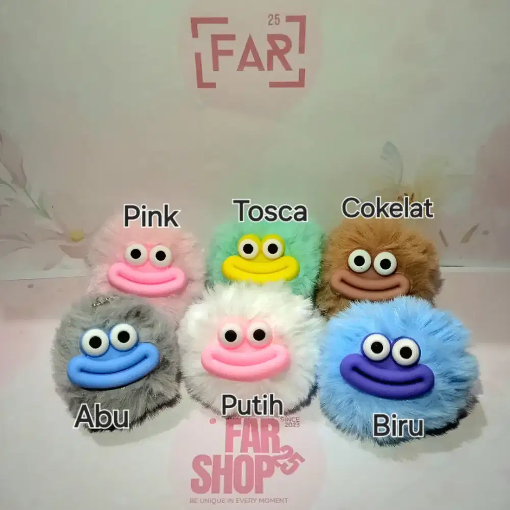 Gantungan Kunci Pompom Mulut Donat ekspresi  unik ceria