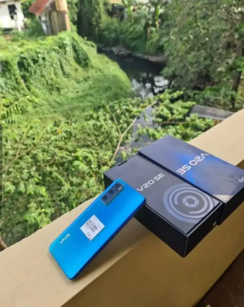 Vivo V20 SE 8/128 GB Kondisi Seperti Baru
