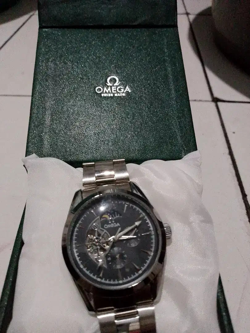 Omega automatic