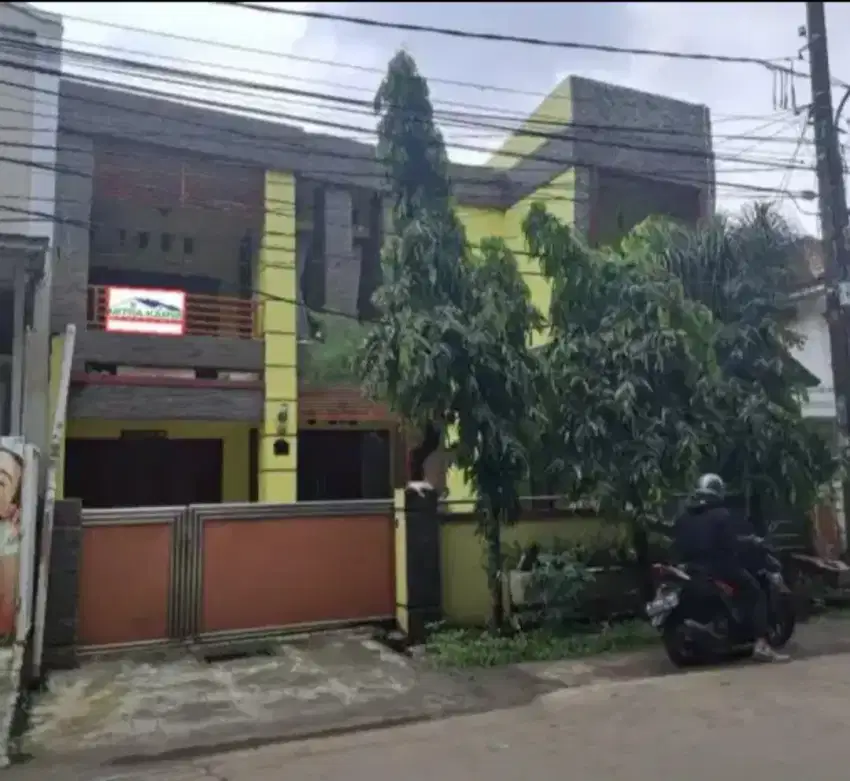 RUMAH MEGAH DI HARAPAN BARU REGENCY CAKUNG