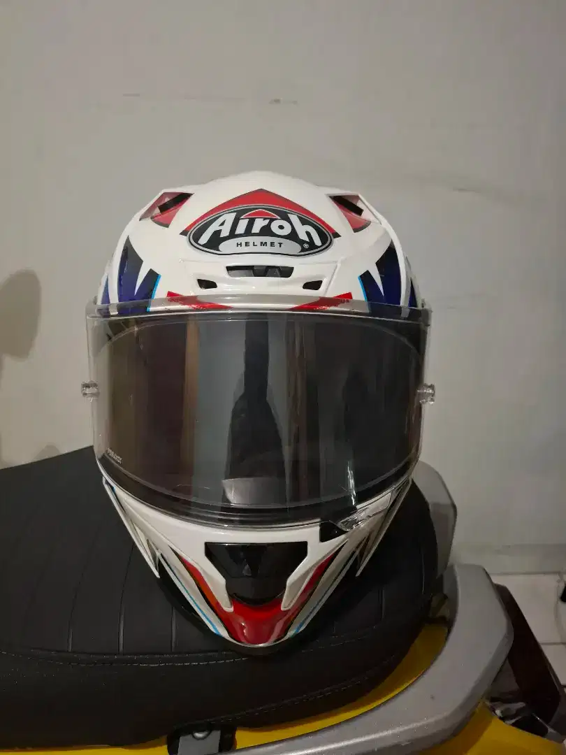 Helm Airoh Valor Commander Ukuran XL