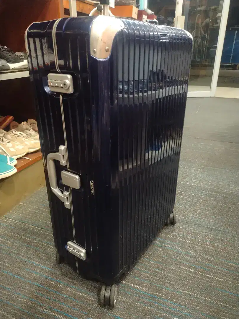 Murah aja RIMOWA LIMBO SIZE XL atau bagasi original authentic
