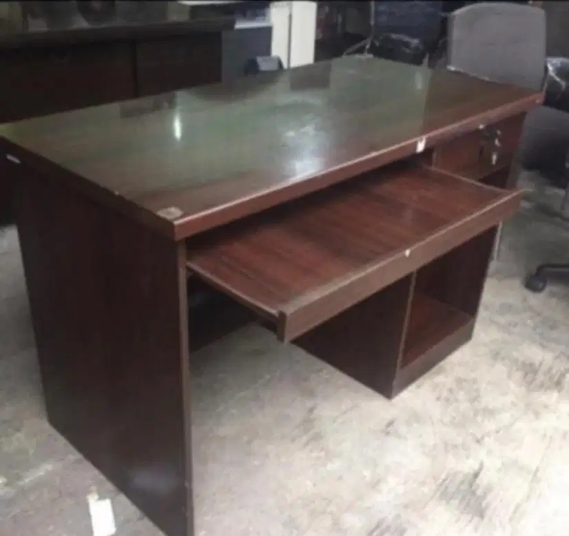 Meja kantor informa p : 120cm