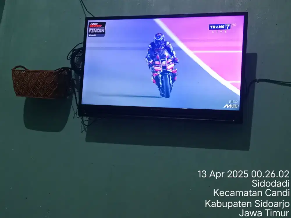 Sharp led aquos 32 inchi