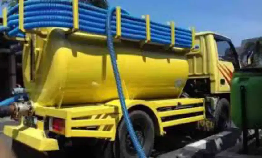 SEDOT WC DAN MAMPET DAAN MOGOT SEKITARNYA