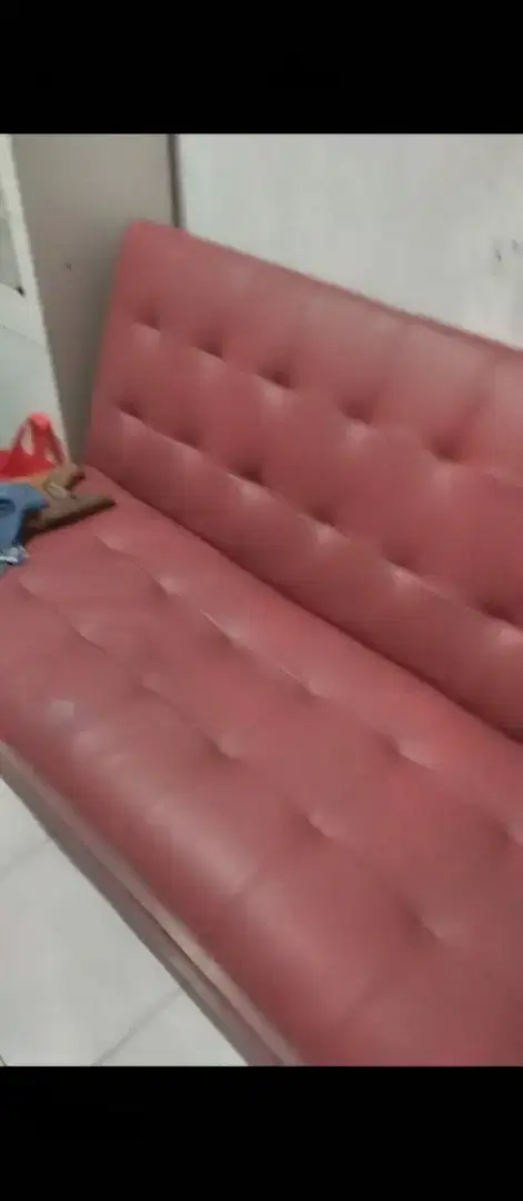 Sofabed bekas layak pakai