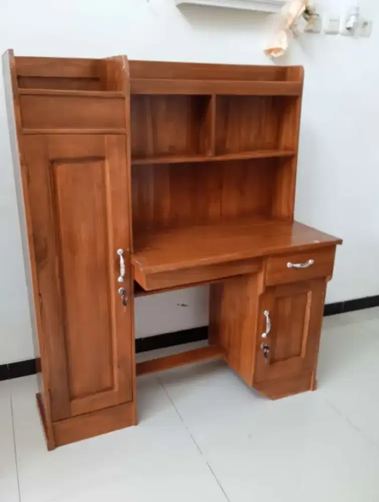 Meja belajar full kayu