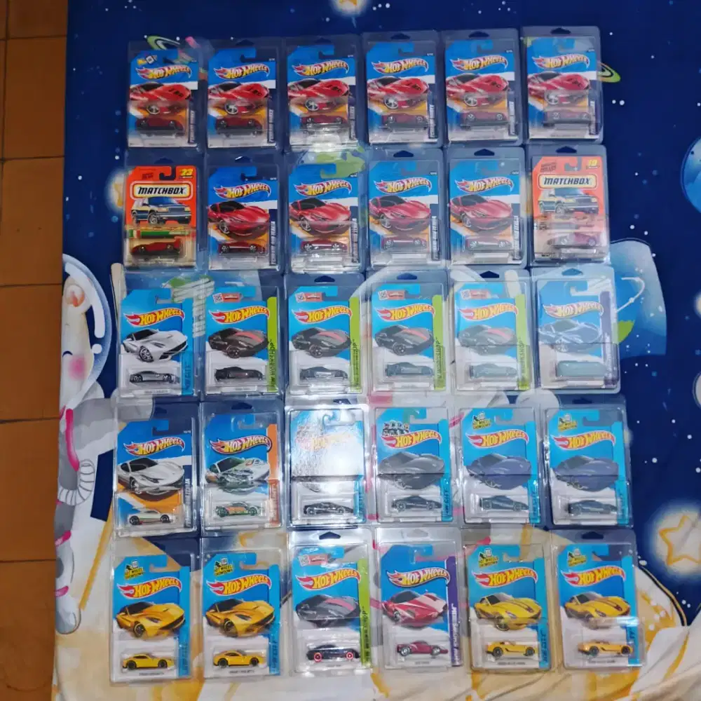 30 Ferrari Hotwheels & Matchbox