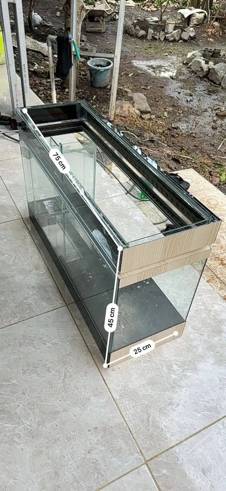 Aquarium Ikan Kondisi Bagus