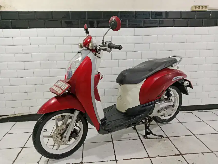 Scoopy karbu tahun 2012 lengkap mesin halus