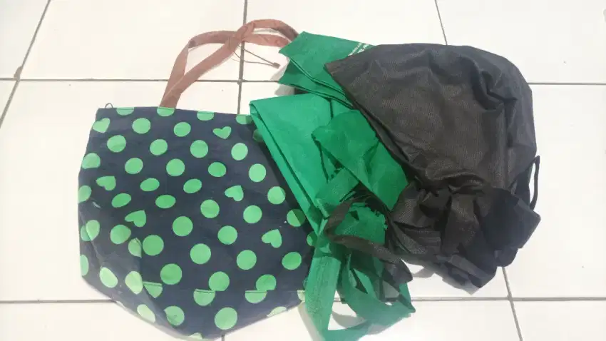 Aneka goodie bag random